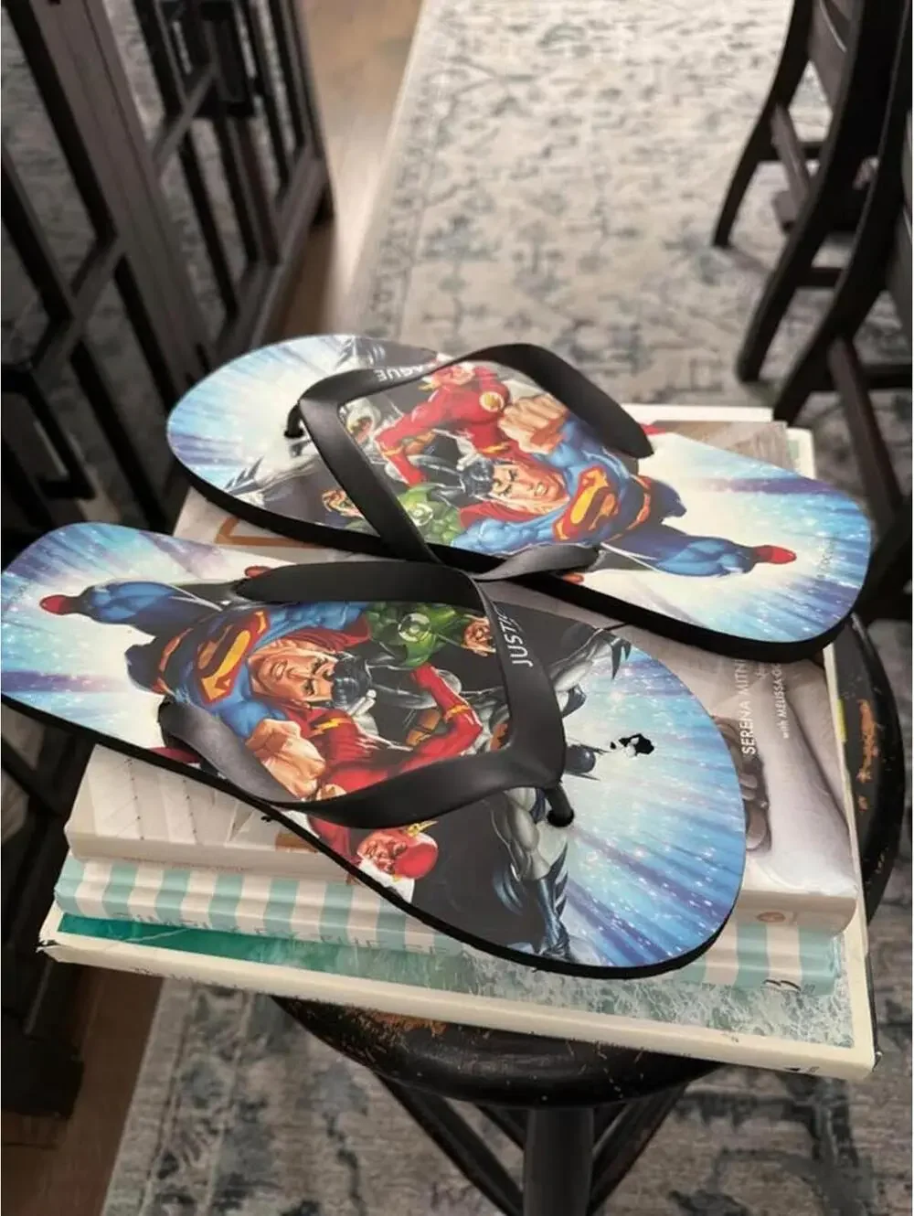 Men’s Size 11 Lightweight Justice League Superhero Flip-flops